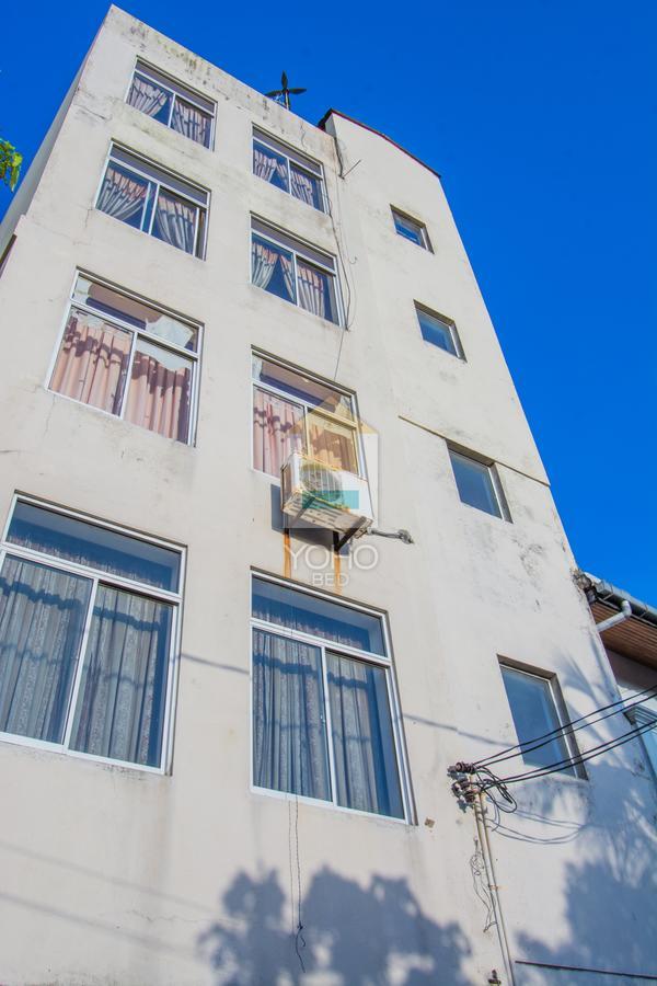 Frangipani Lägenhet Dehiwala-Mount Lavinia Exteriör bild